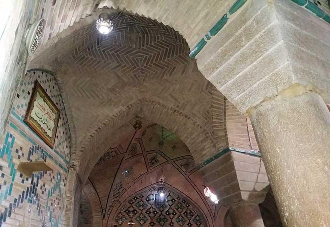 آجرکاری حمام وکیل کرمان