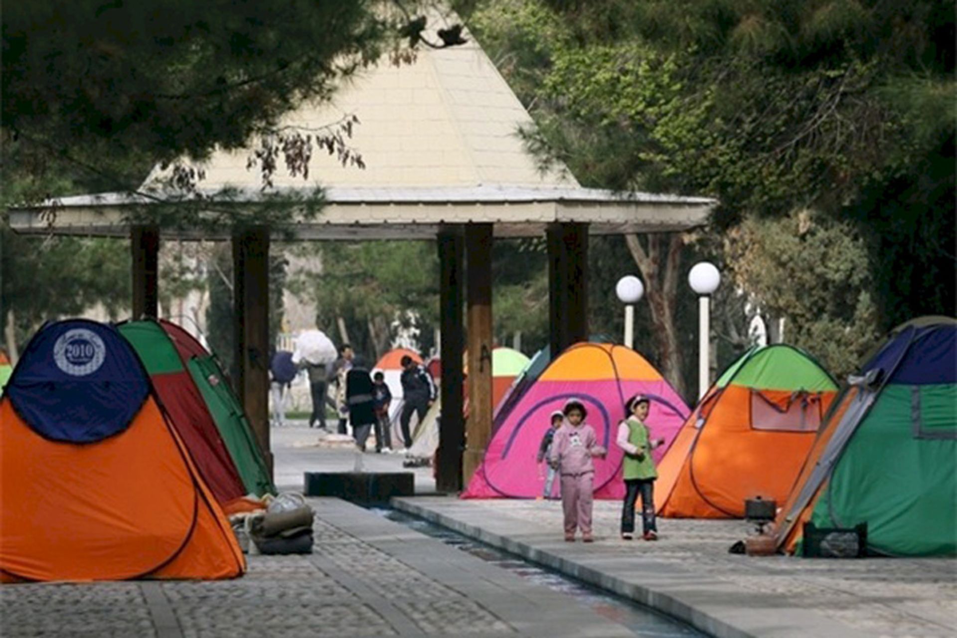 چادر زدن در ایام نوروز