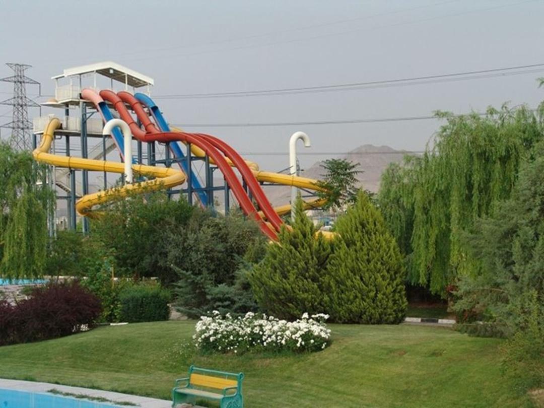 پارک آبی آزادگان