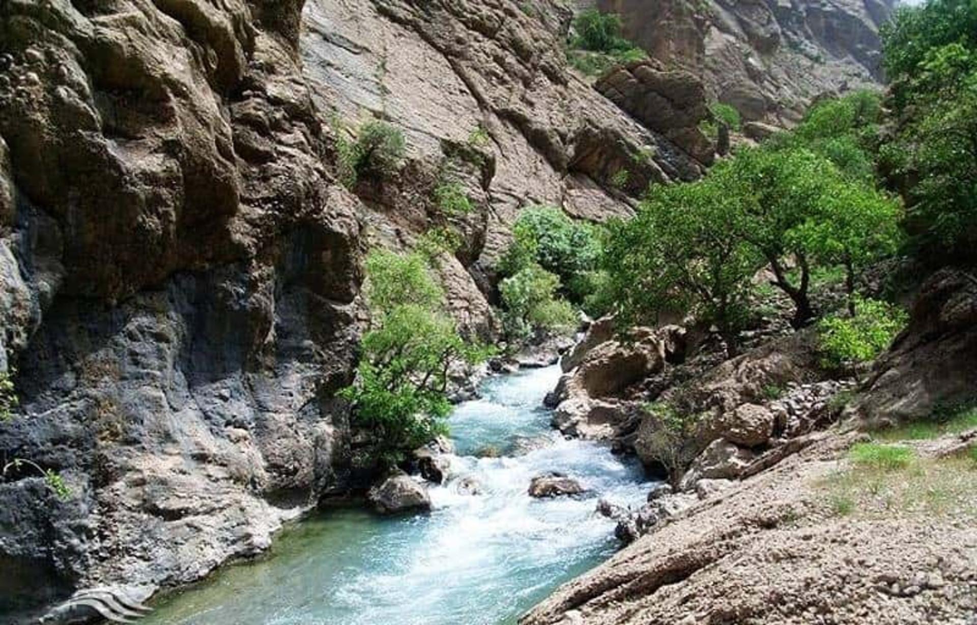 دره نی گاه دورود