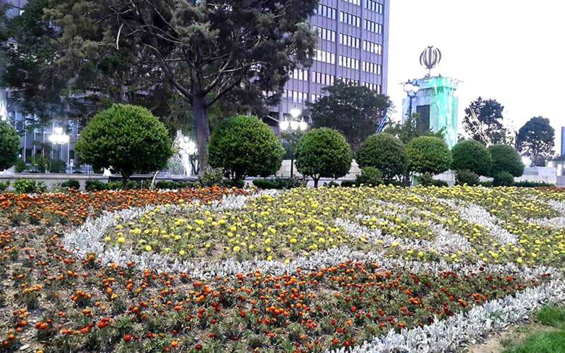 میدان توپخانه