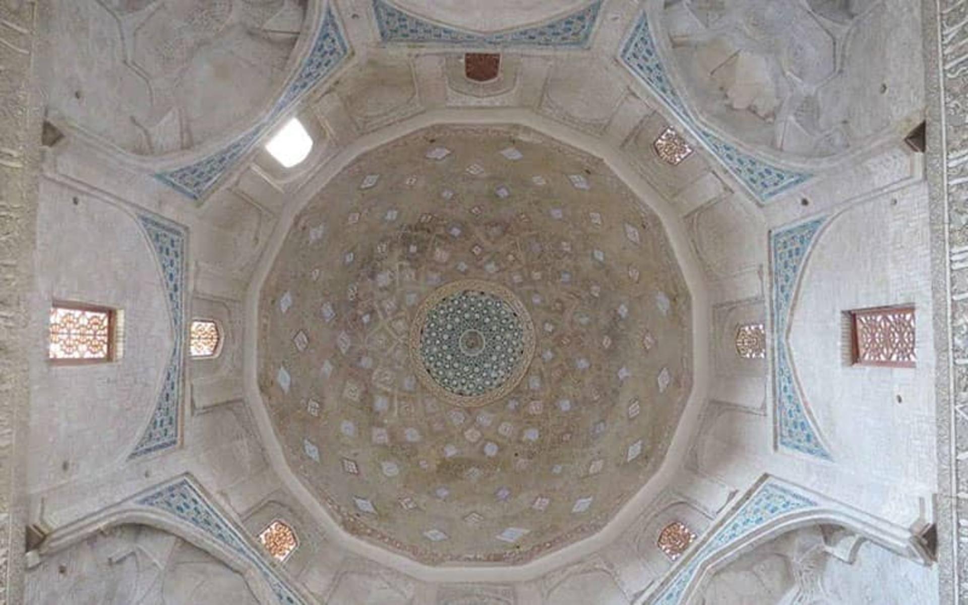 مسجد جامع ورامین