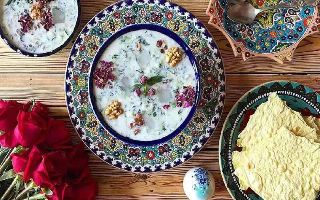 آب دوغ خیار
