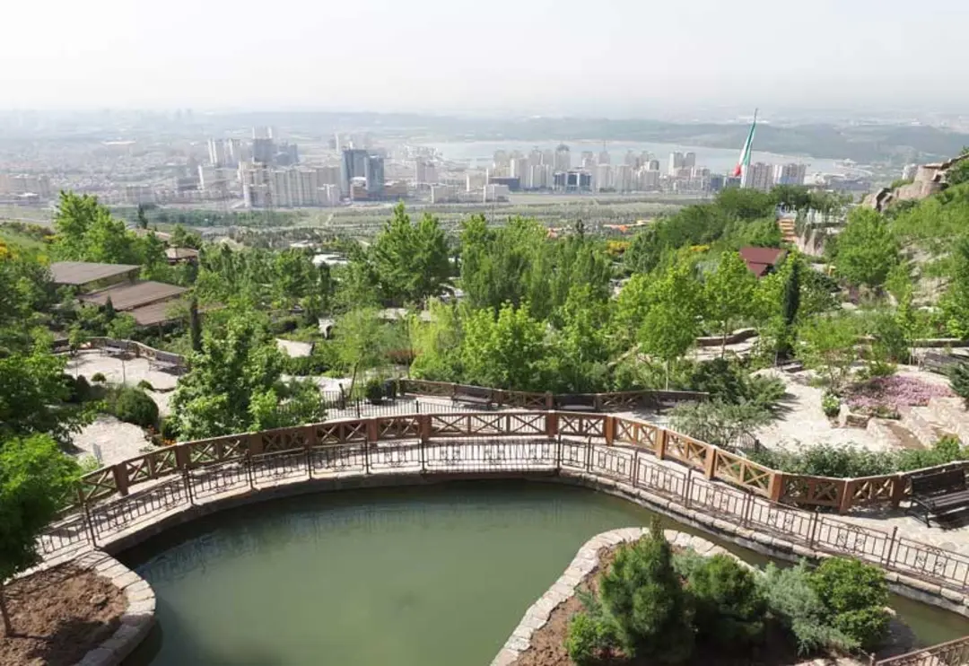 آبشار تهران