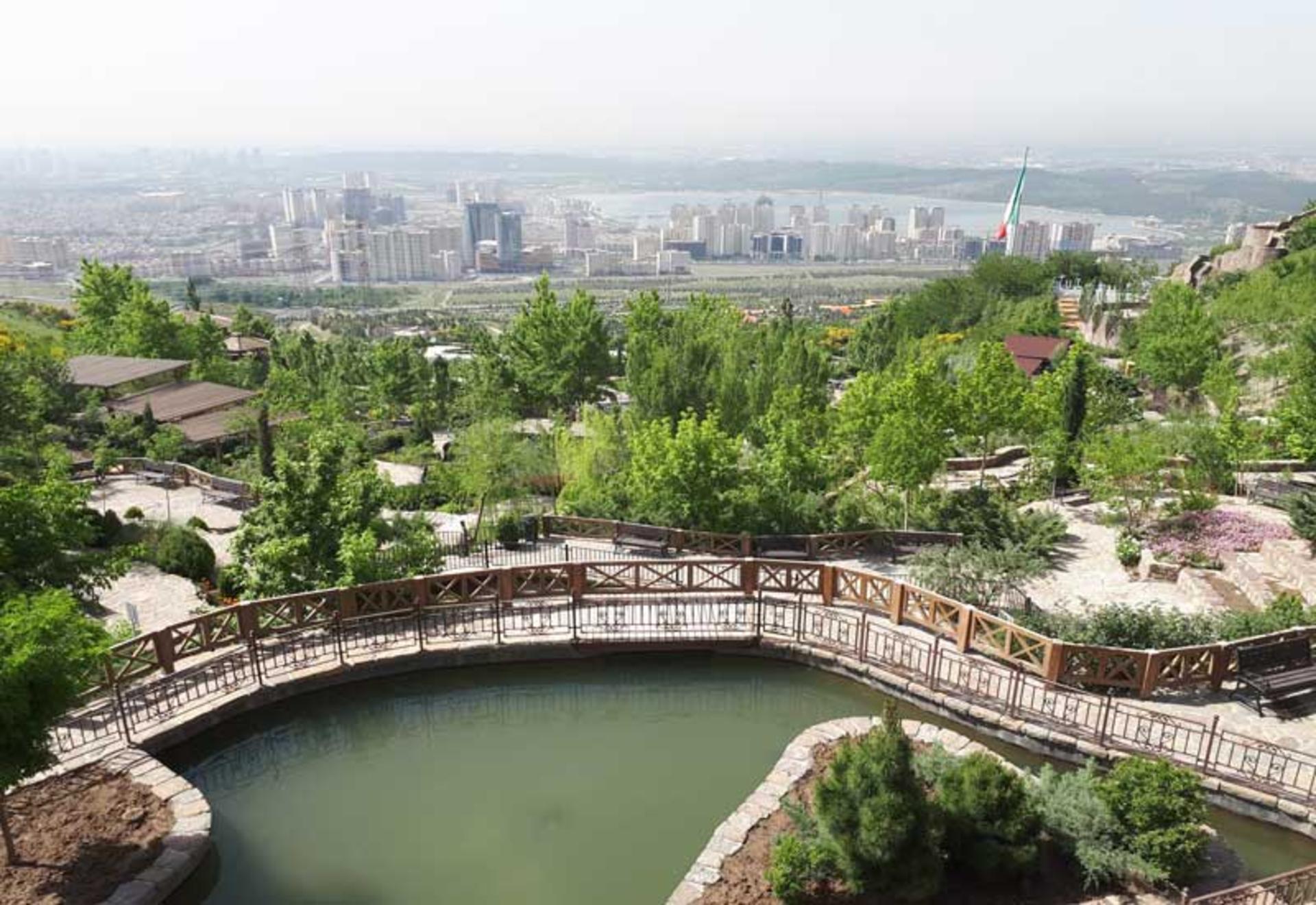 آبشار تهران