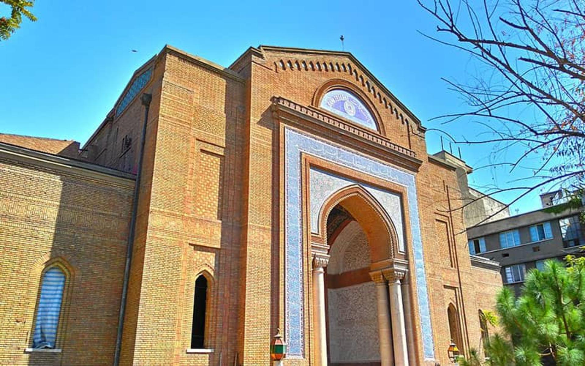 بانک تجارت توپخانه