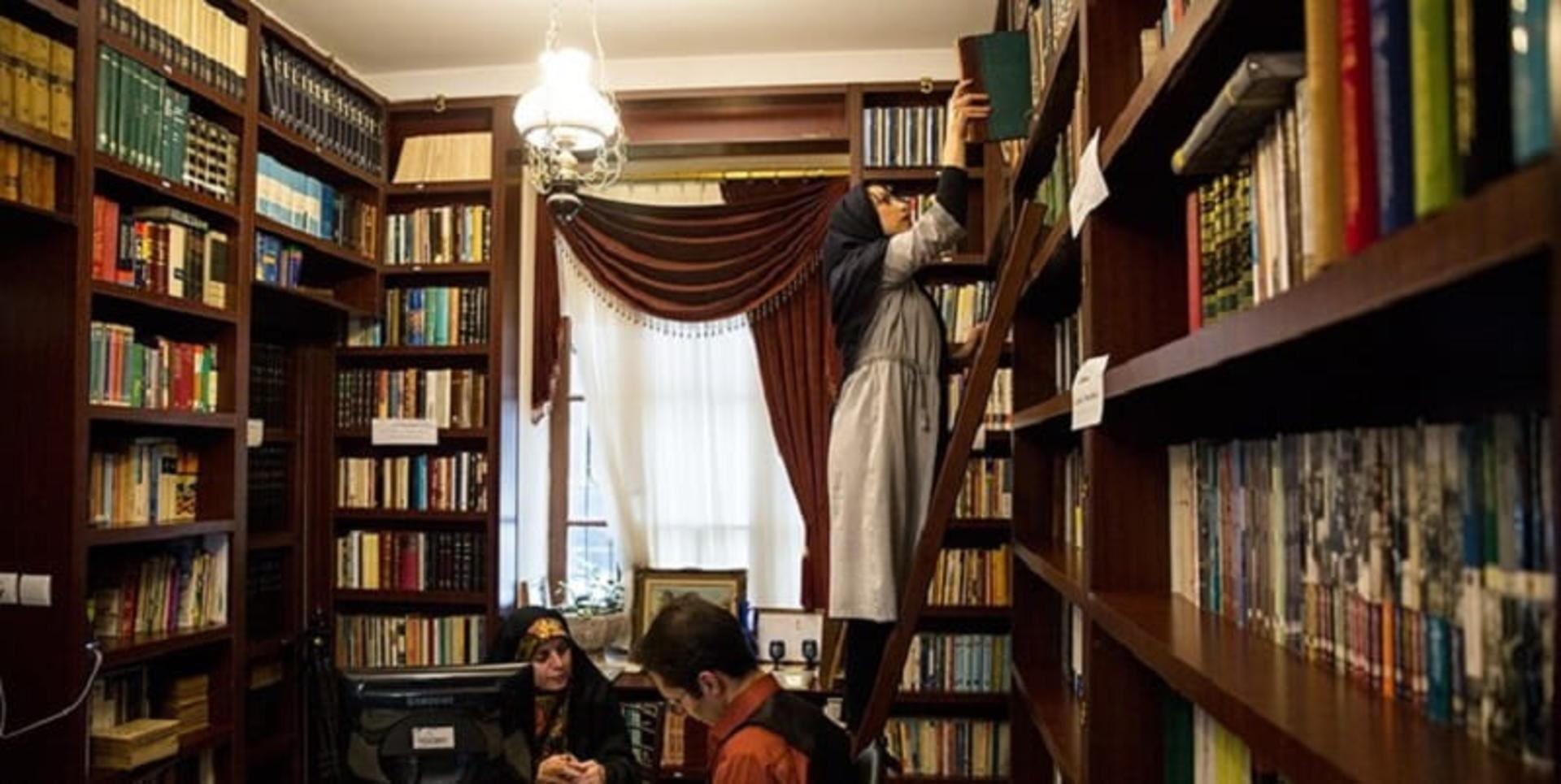 کافه کتاب دارالخلافه