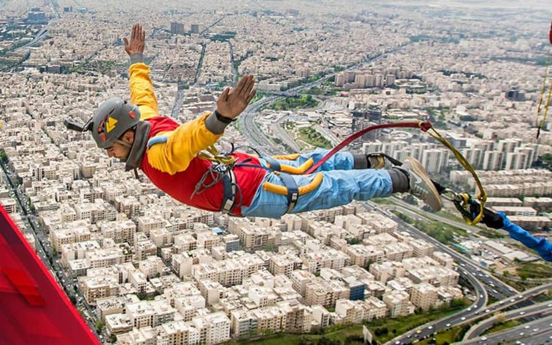 بانجی جامپینگ اسکای پارک جی مکس برج میلاد
