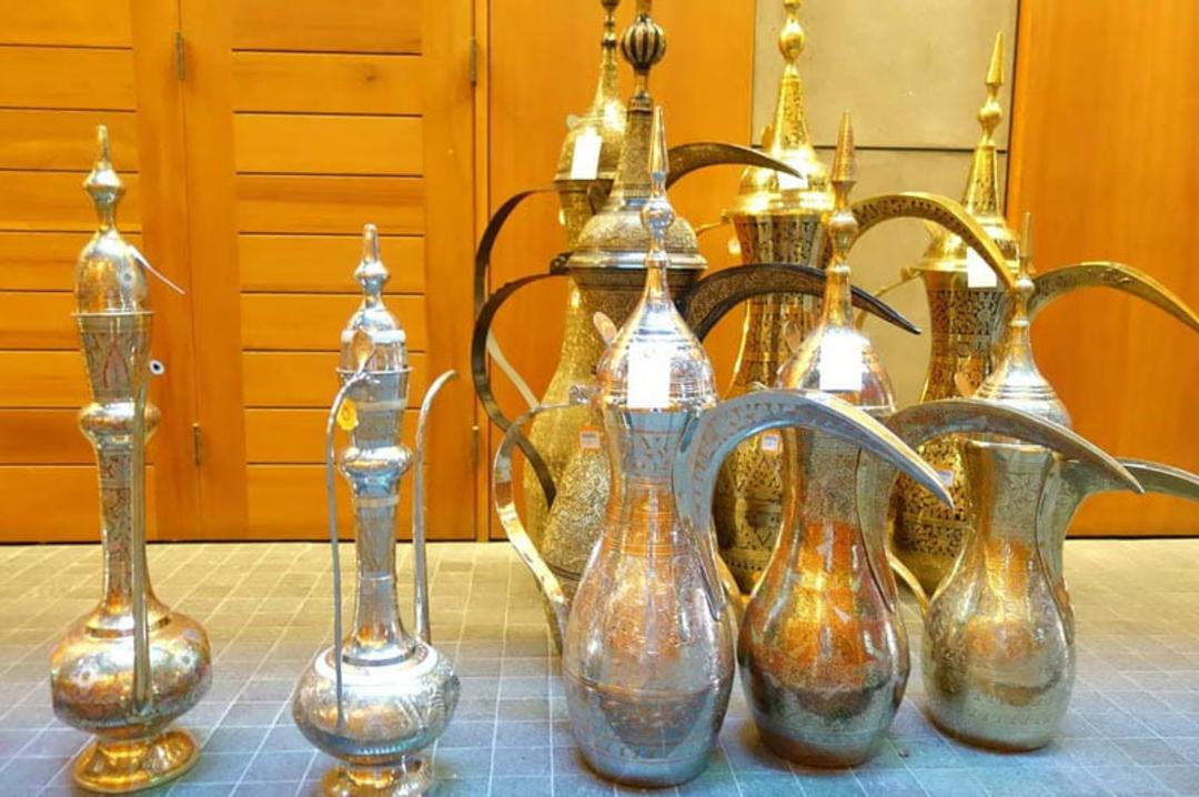 ظروف تزئینی عربی در بازار قطر