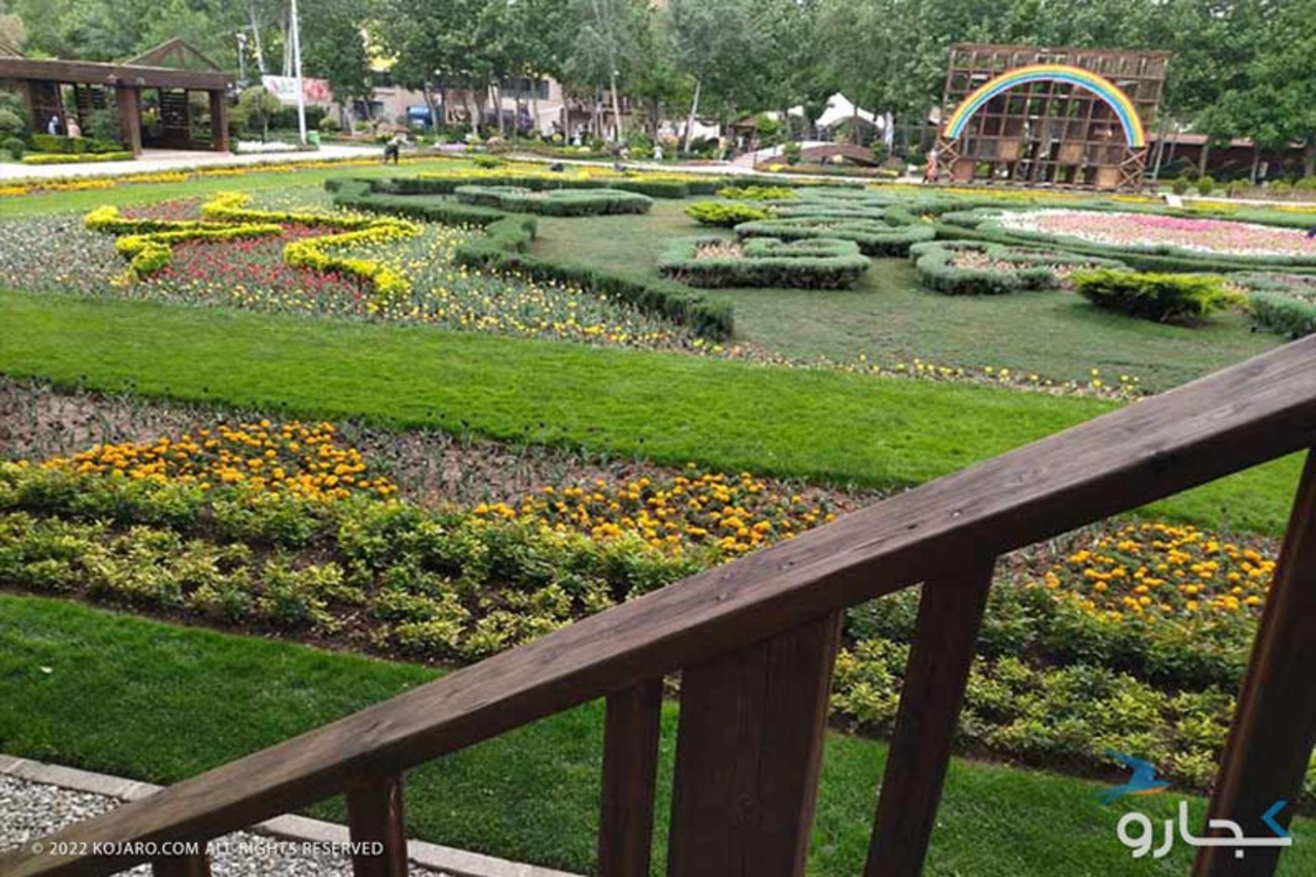 فرش گل باغ لاله های چمران