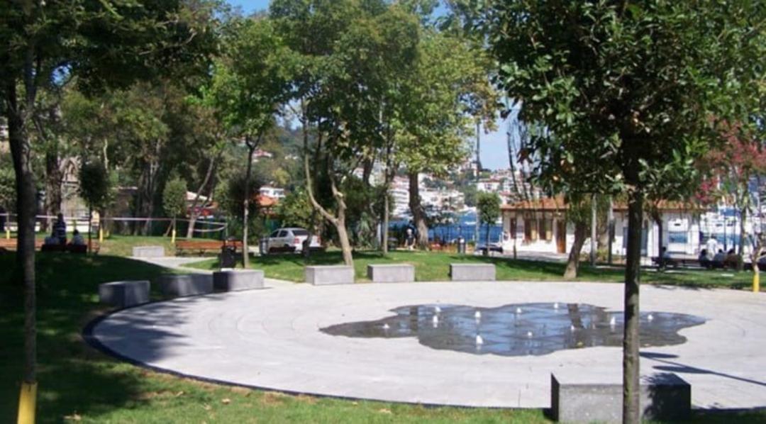 پارک ببک Türkan Sabancı Bebek Parkı