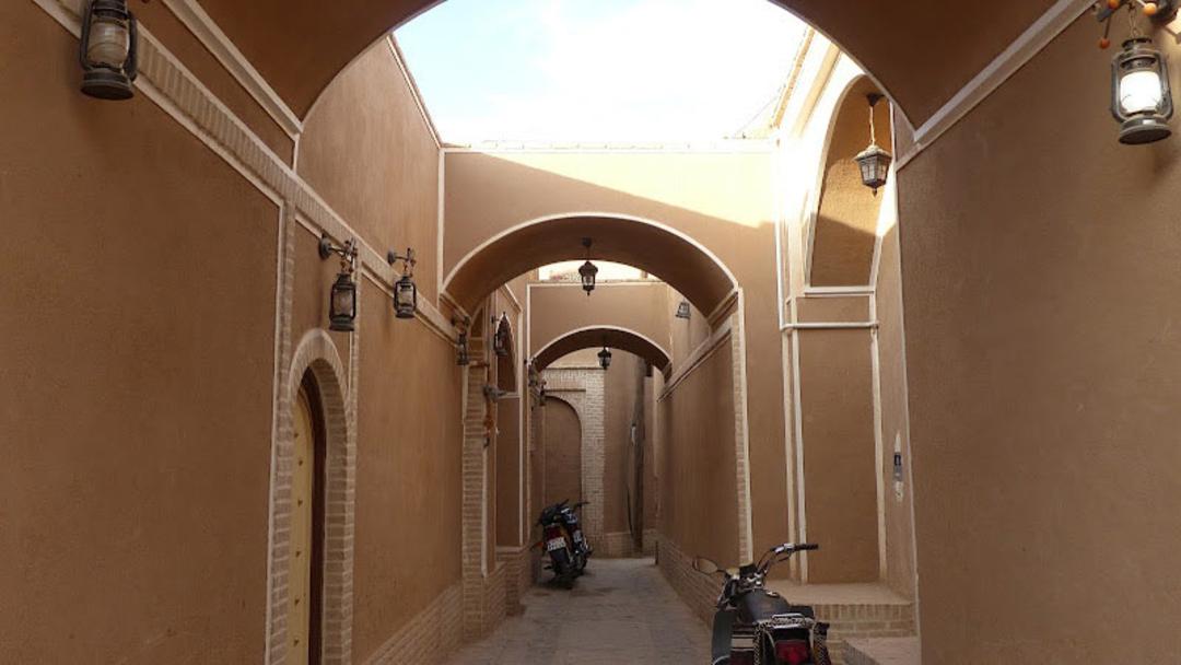 کوچه‌های سنتی میبد
