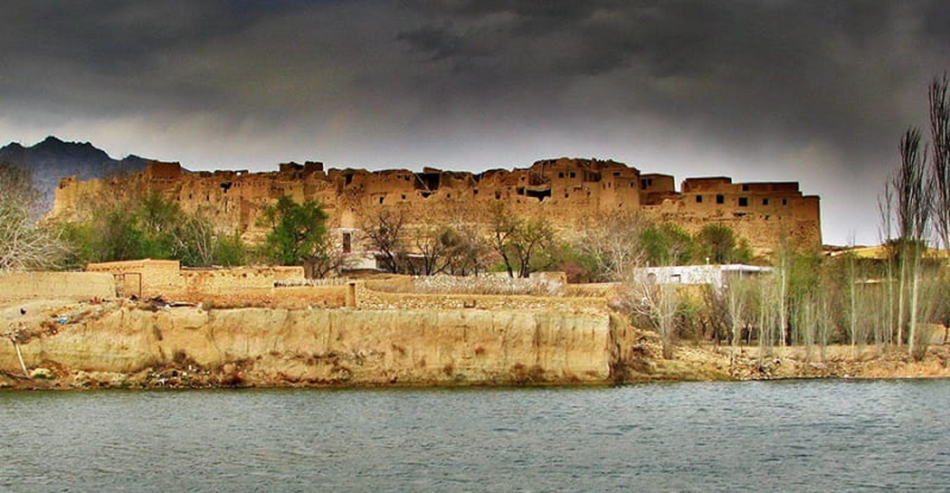 قلعه طرق رود