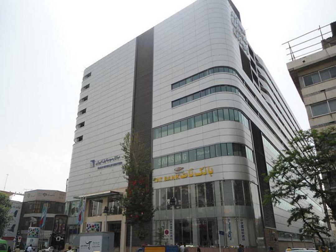 بازار موبایل ایران 