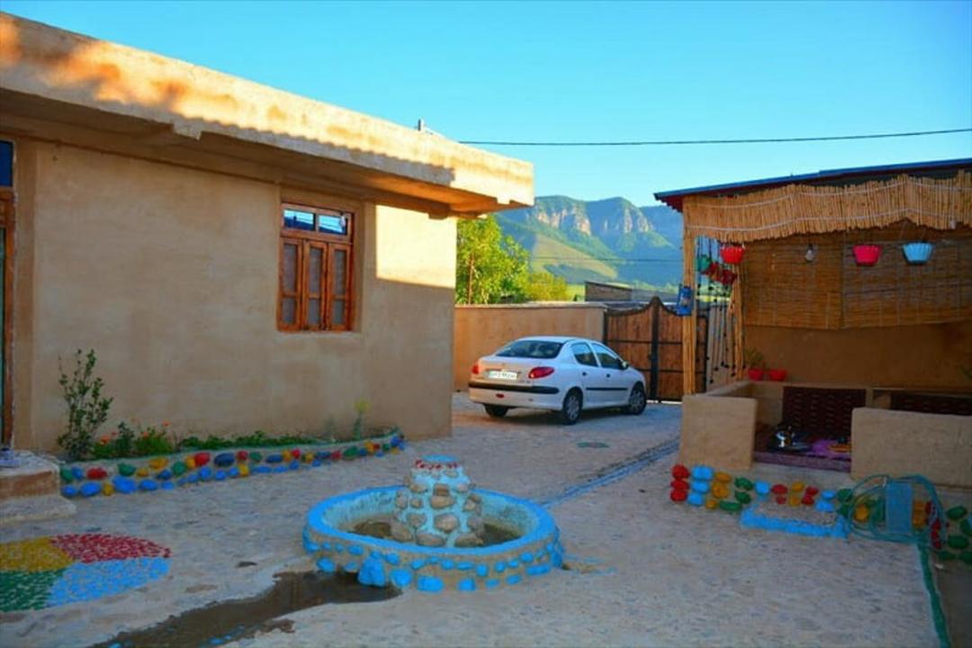 اقامتگاه بومگردی