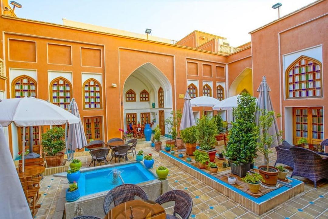 اقامتگاه سنتی میناس