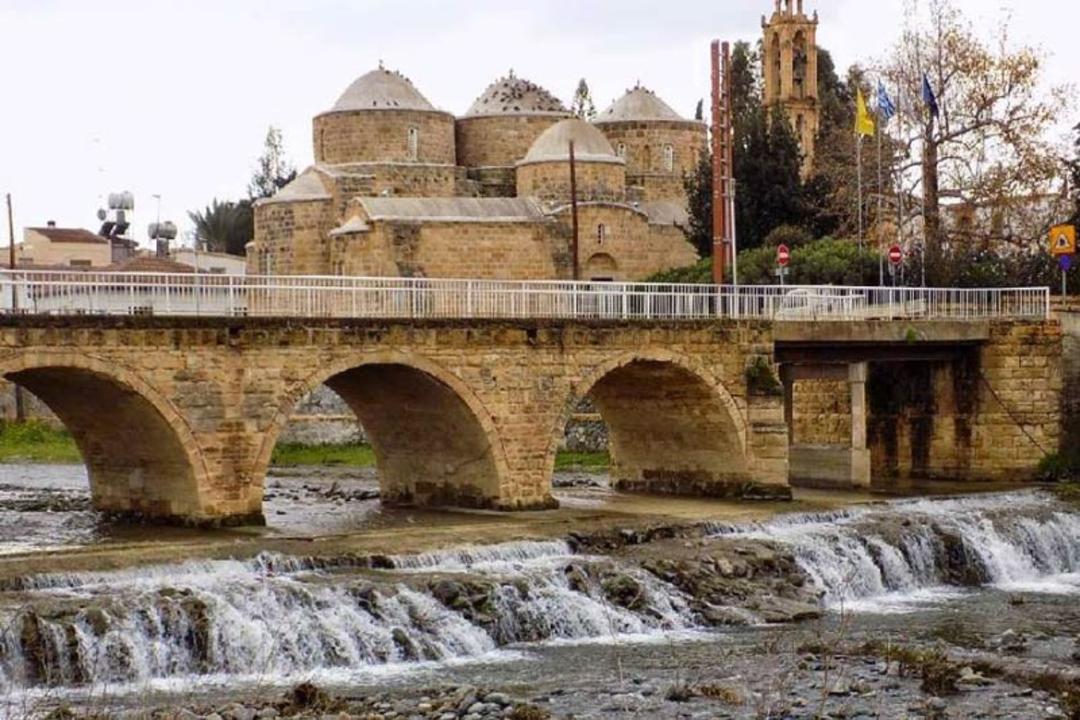 دهکده پریسترونا 