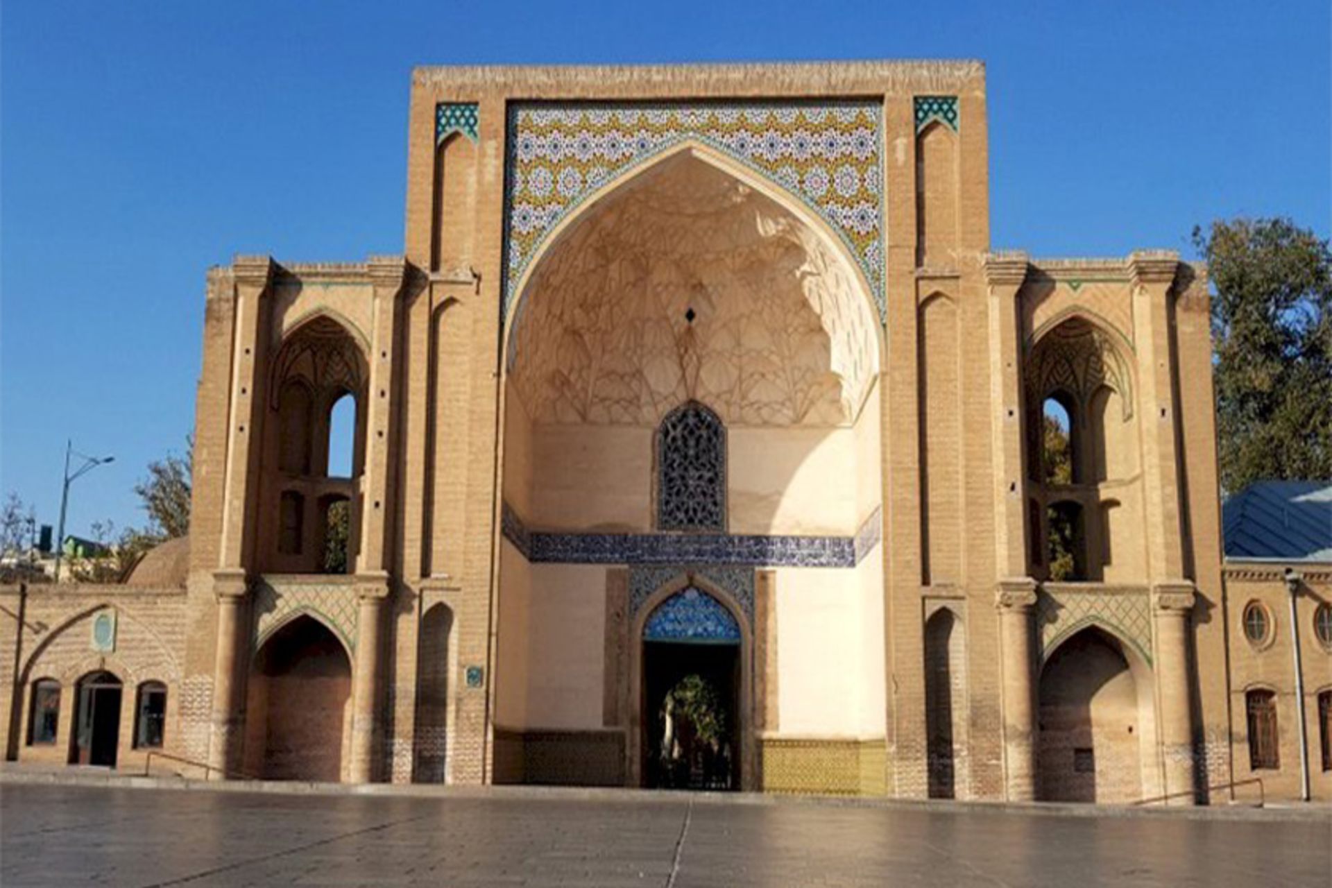 دولتخانه صفوی قزوین