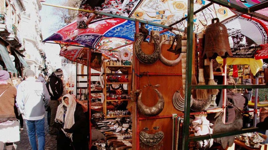 یکشنبه بازار بو