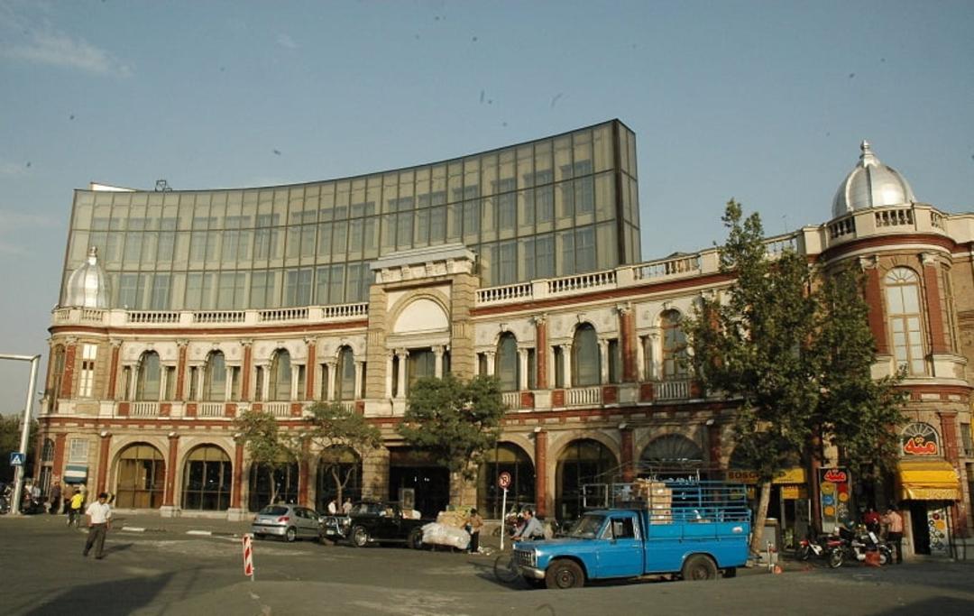 میدان حسن آباد تهران