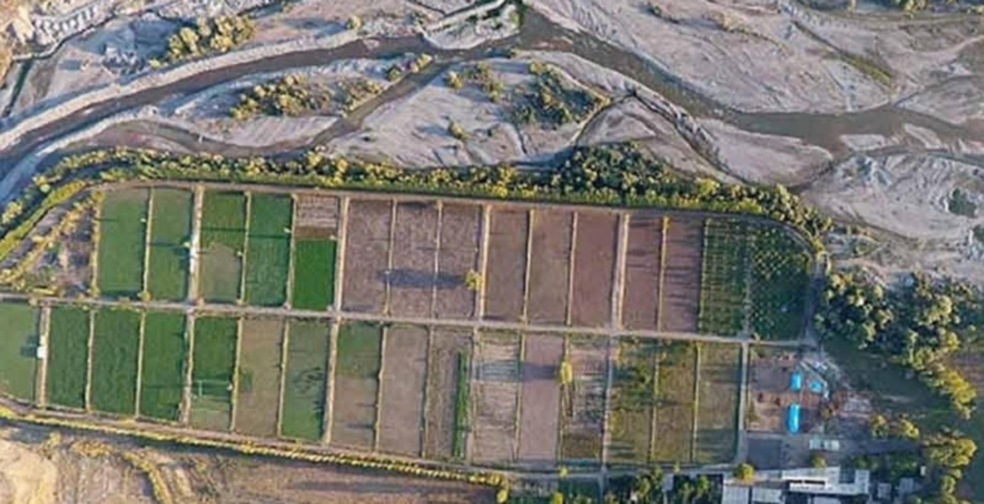 ویژگی های روستای ایستا