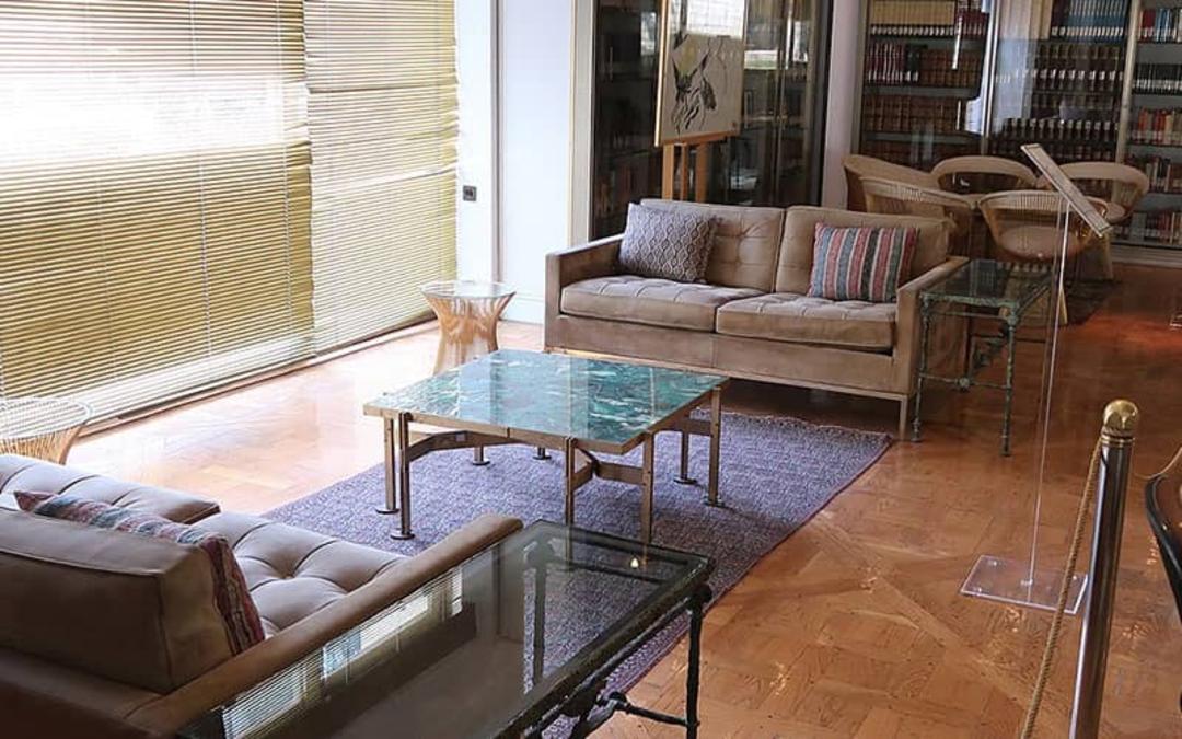 موزه کتابخانه اختصاصی نیاوران