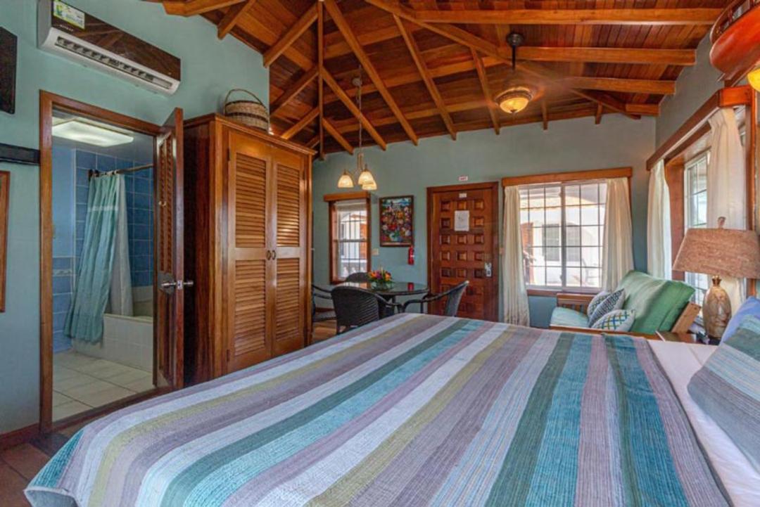 Blue Tang Inn بلیز