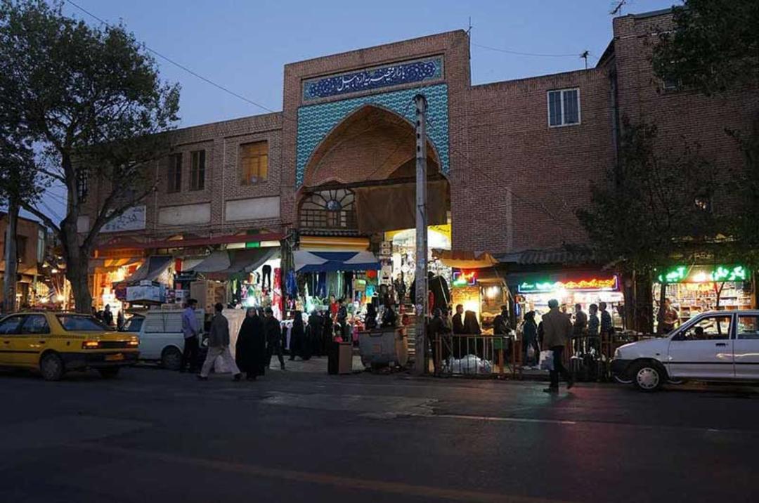 ورودی بازار اردبیل