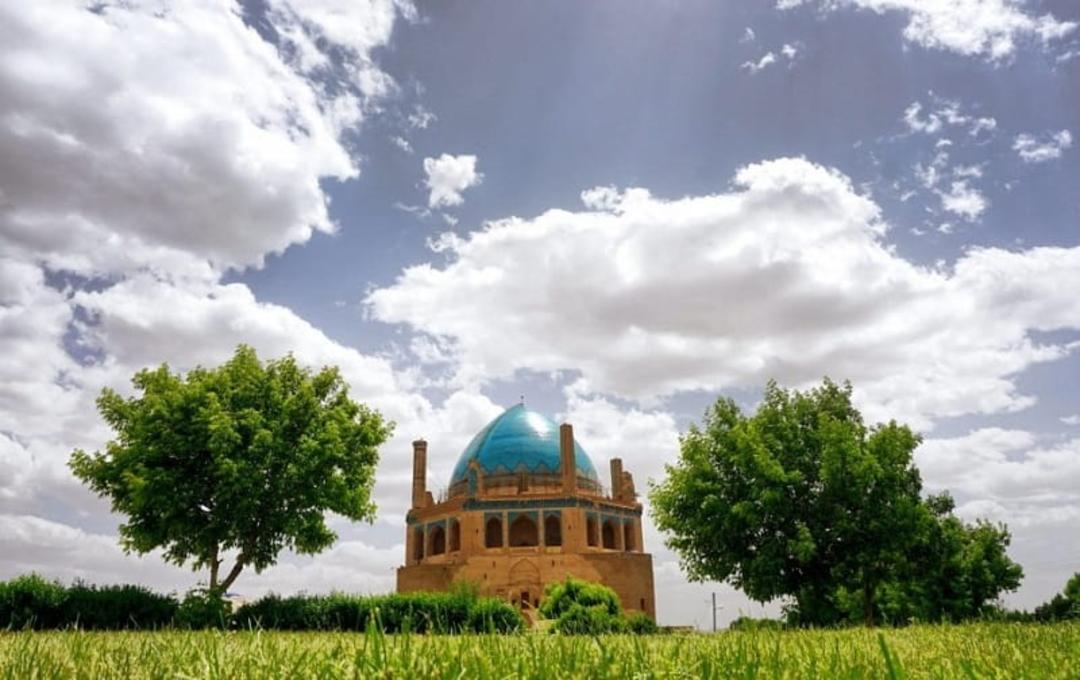 چشم انداز گنبد سلطانیه