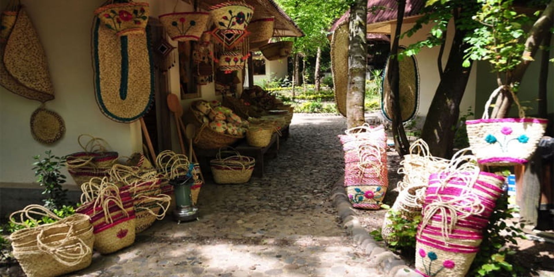 سوغات روستای سرولات