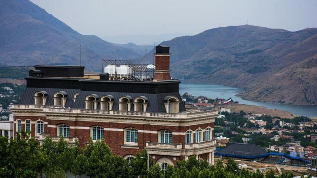 معماری خانه های باستی هیلز