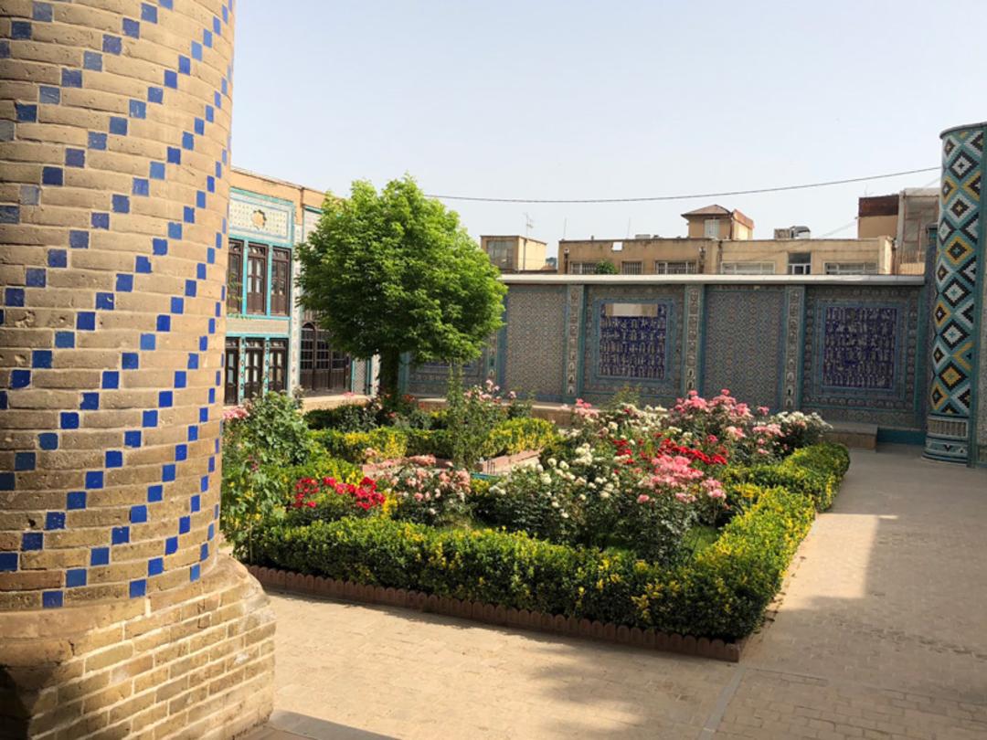 ستون تکیه معاون الملک