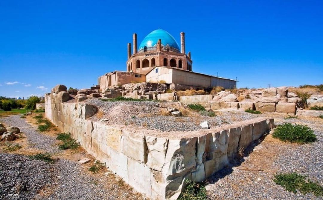 عکس گنبد سلطانیه 