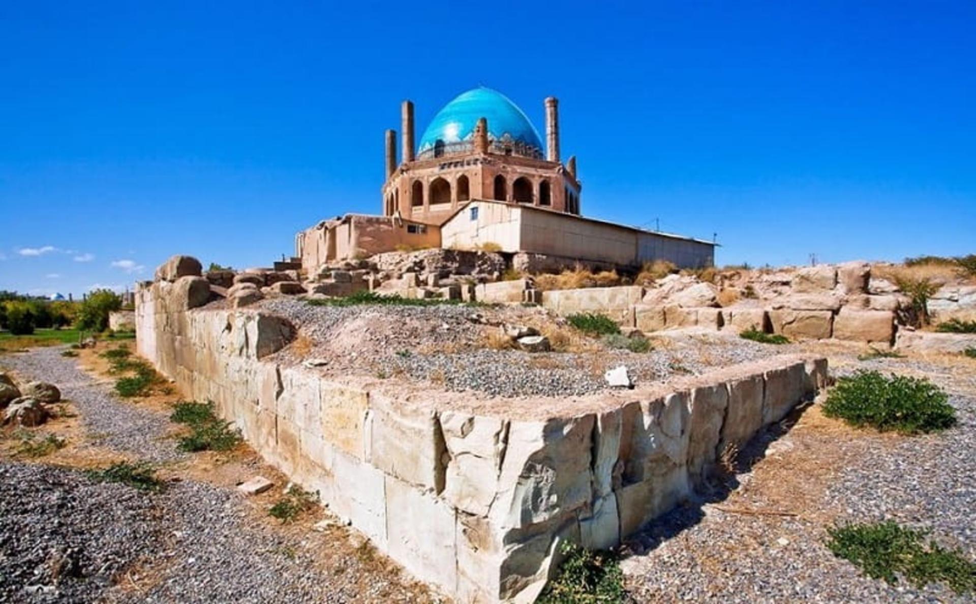 عکس گنبد سلطانیه 