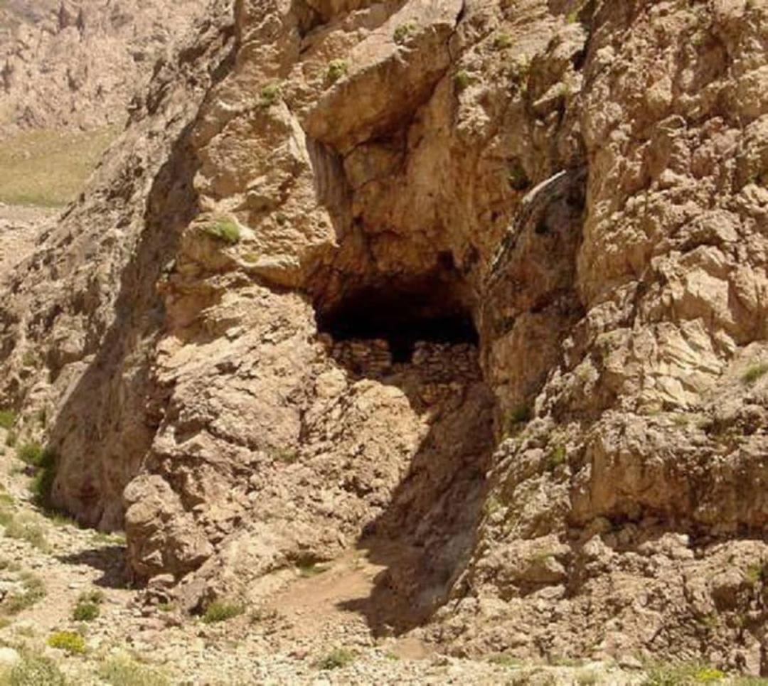 غار بیوک آقا