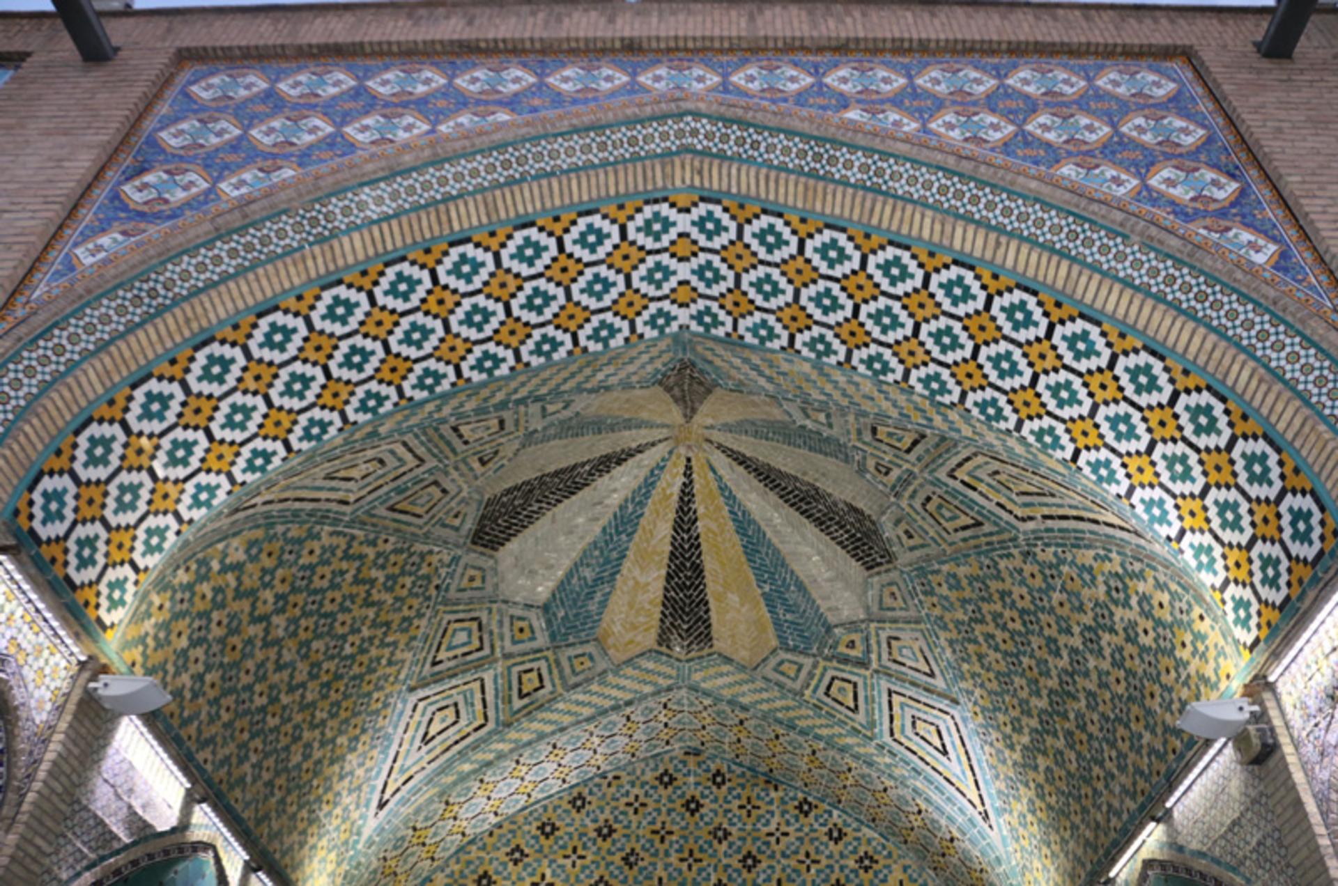 کاشی کاری و نقش و نمای مسجد جامع زنجان