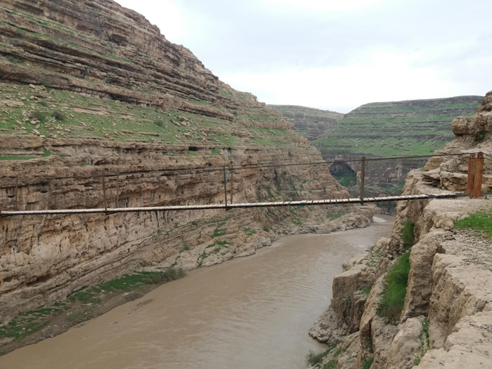 پل معلق دره خزینه