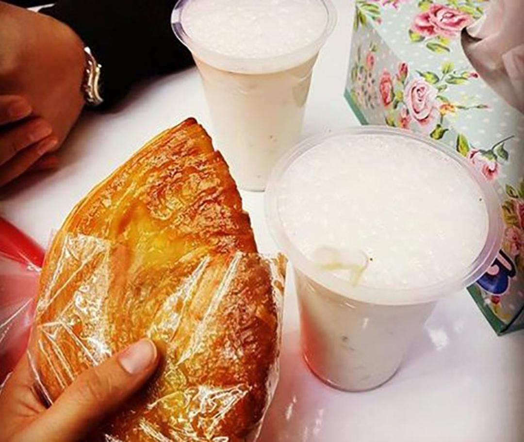 دوغ و باقلوا خوشنام 