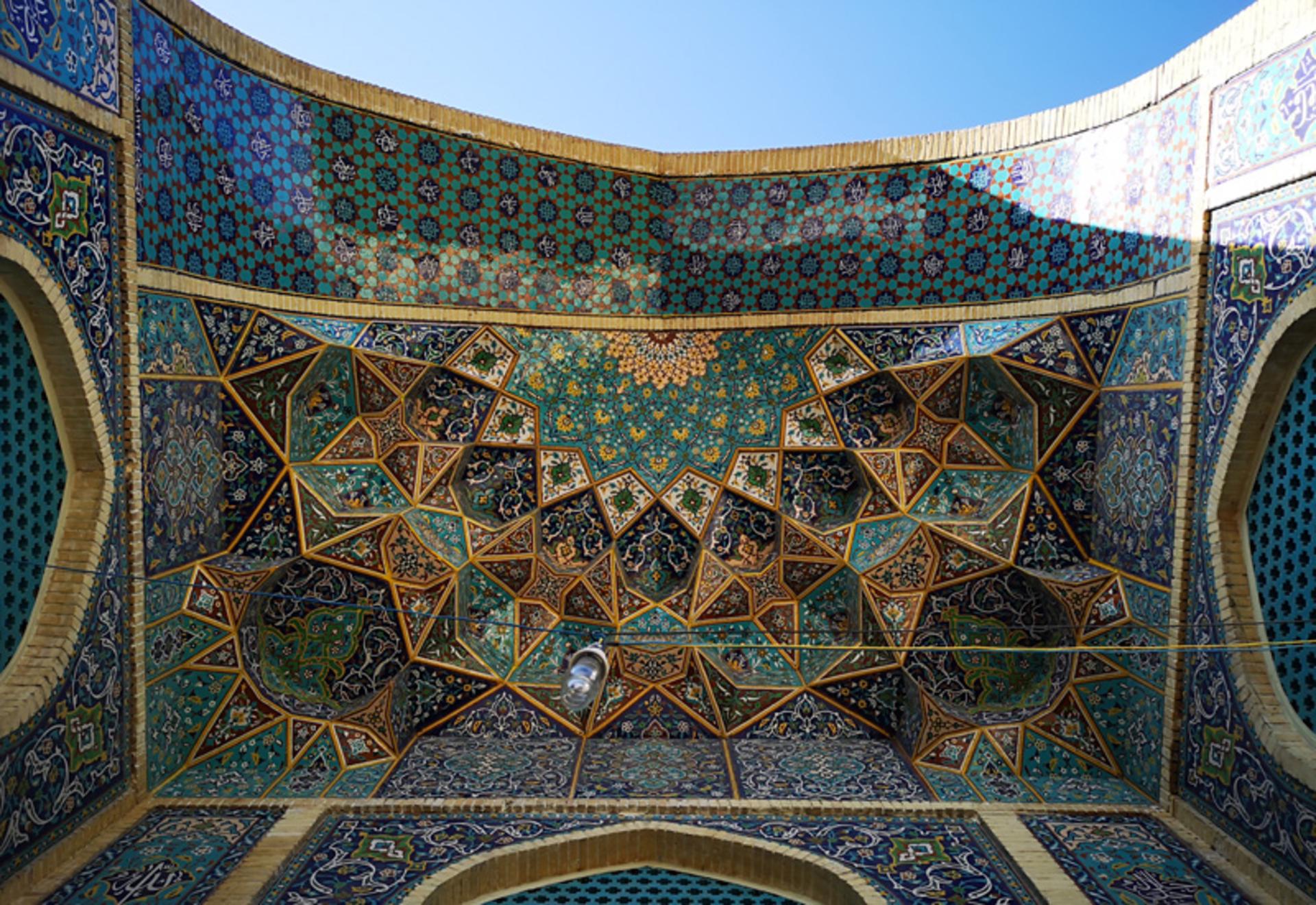 کاشی کاری و نقش و نمای مسجد جامع زنجان