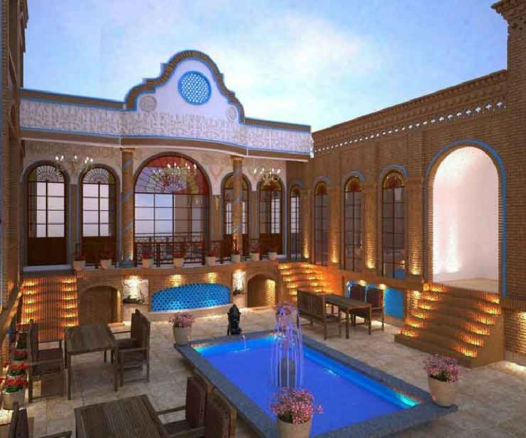 خانه پهلوان رزاز در خیابان امیرکبیر