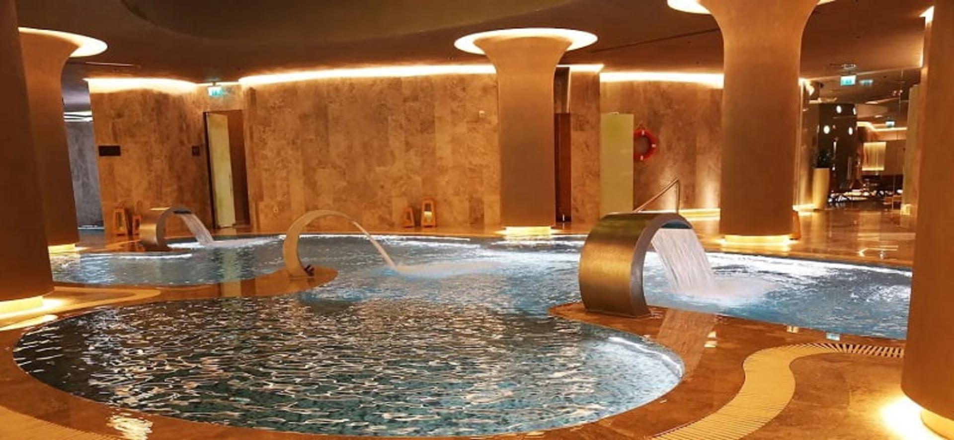 استخر و اسپای تکنو استانبول(Tekno Havuz & Aquapark & SPA)