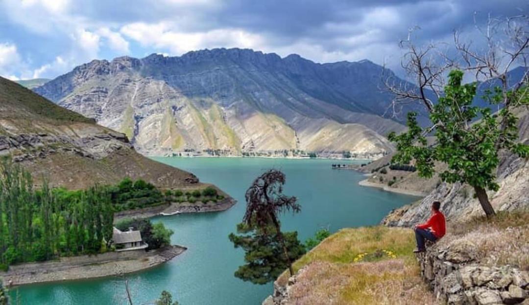 دریاچه روستای واریان کرج