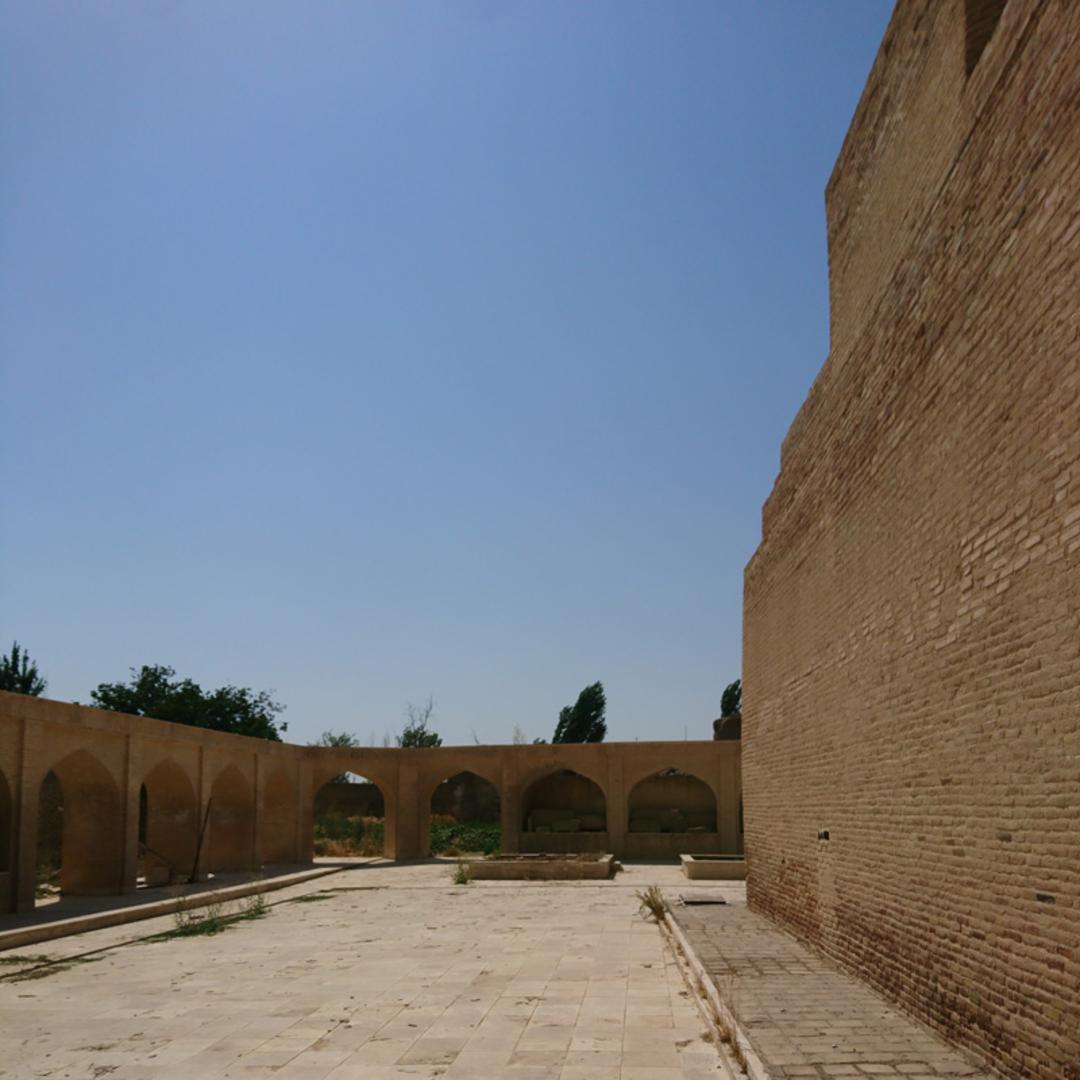 حیاط مسجد جامع سجاس