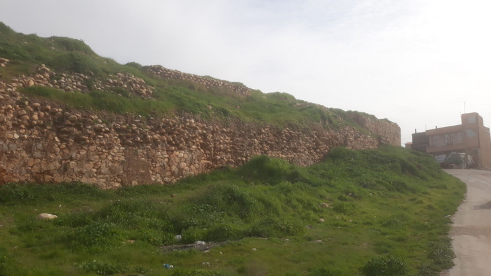 تصاویر عمارت خسرو در فصل بهار