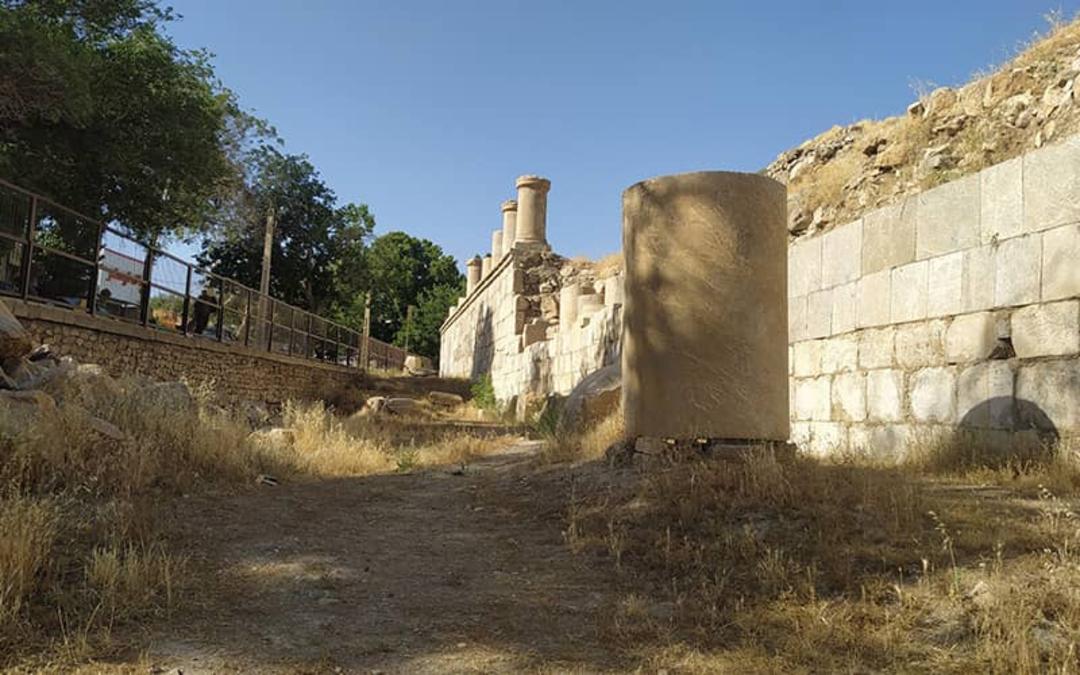 معبد آناهیتا کنگاور 
