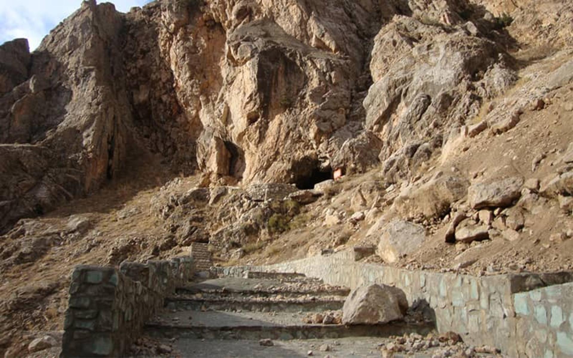 غار یخ مراد