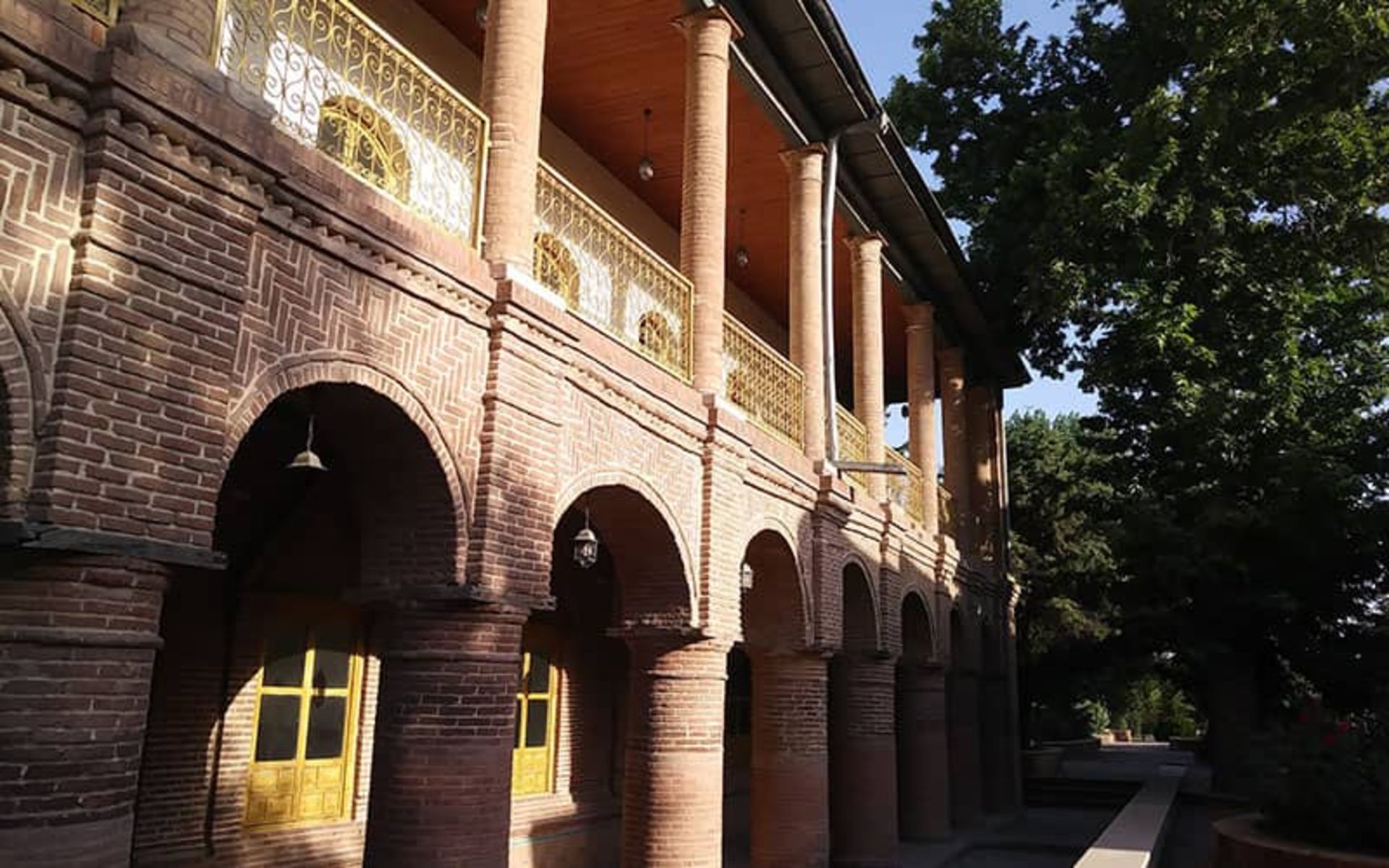 عمارت باغ سپهدار