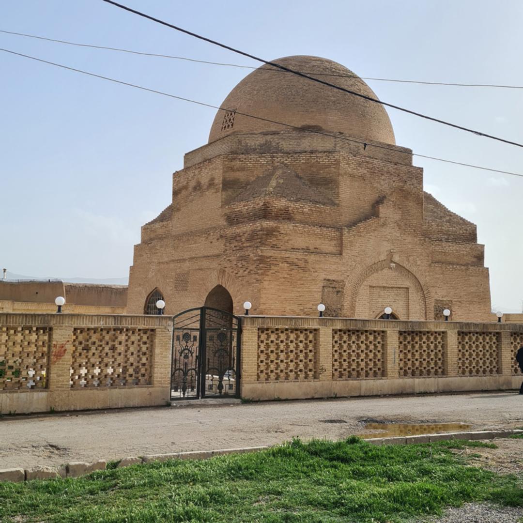 محوطه مسجد جامع سجاس