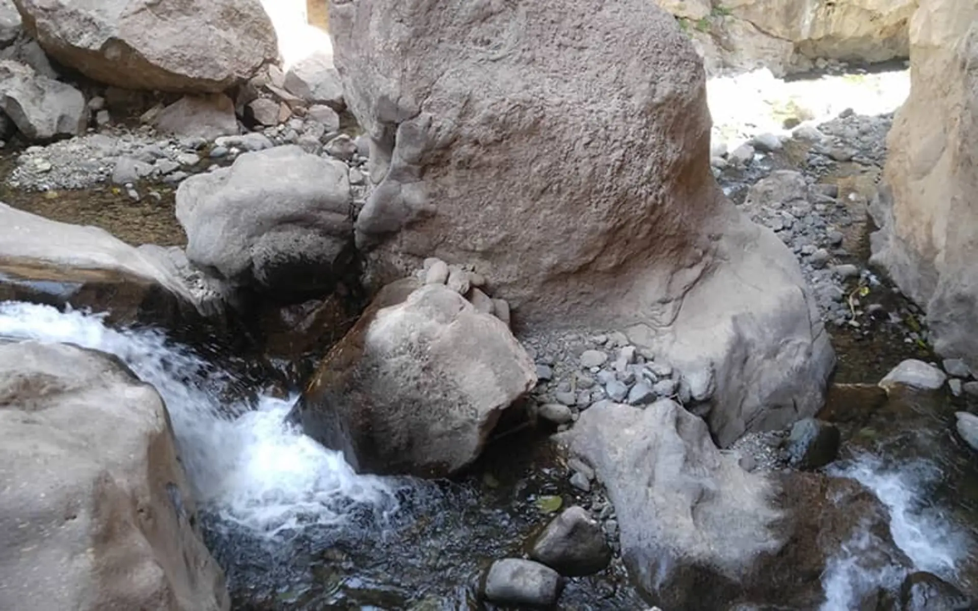 آبشار کرکبود