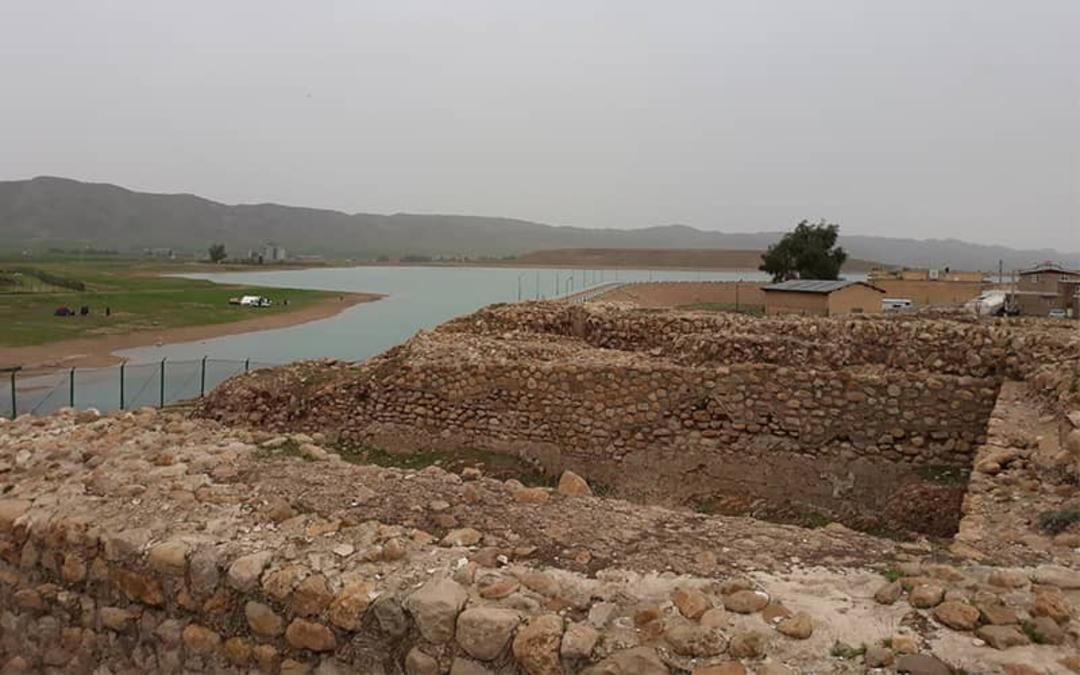 محوطه تاریخی سراب مورت